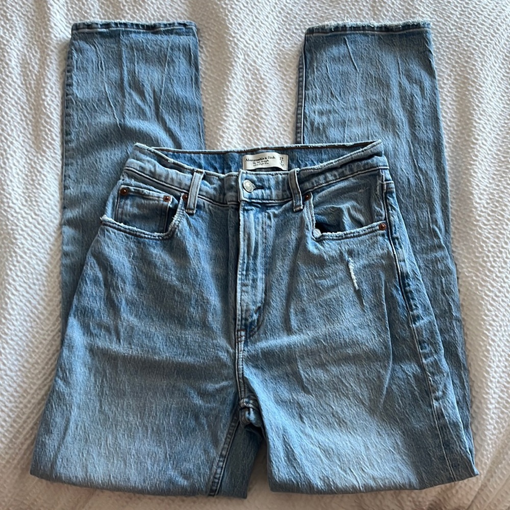 Abercrombie & Fitch 90’s Straight High Rise Jeans